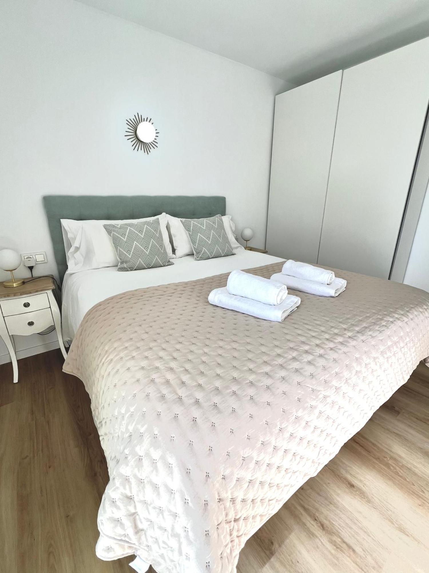Elena Playa Sol Apartment Алкудия Екстериор снимка